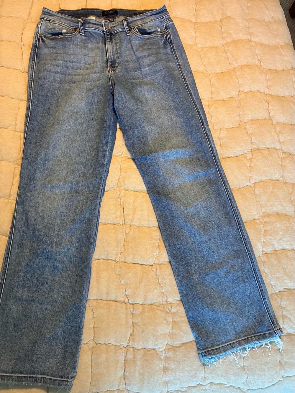 Judy Blue Women's Mid-Rise Dad Jeans size 13/31